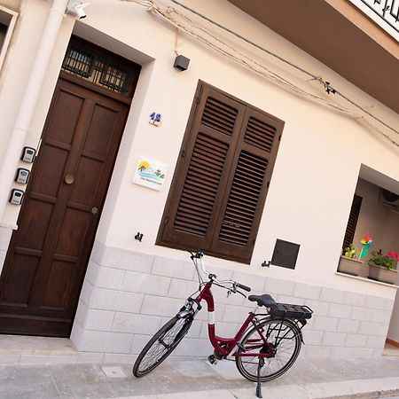 Ciao Appartamenti Centro Paese Balestrate Exterior foto